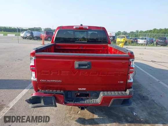 2021 Chevrolet Colorado 4WD Z71 z VIN 1GCGTDEN4M1113032, wystawiony jako IAAI lot #42410079 z przebiegiem 45 329 mil mil oraz . Historia ofert i sprzedaży dostępna na DreamBid. Obrazek 17.