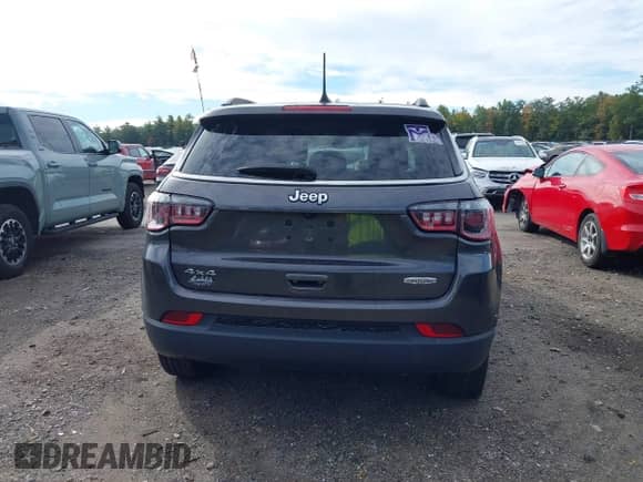 2021 Jeep Compass Altitude with VIN 3C4NJDBB2MT544968, listed as a IAAI auction lot 43290578 with 23,901 mi miles and . Bid and sale history available at DreamBid. Image 16.