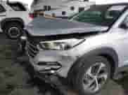 2016 Hyundai Tucson Sport z VIN KM8J33A25GU263421, wystawiony jako IAAI lot #43438255 z przebiegiem 57 939 mil mil oraz . Historia ofert i sprzedaży dostępna na DreamBid. Obrazek 6.