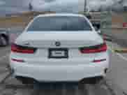 2021 BMW 3 Series 330e xDrive z VIN WBA5P9C00MFK93416, wystawiony jako IAAI lot #41525725 z przebiegiem 24 831 mil mil oraz . Historia ofert i sprzedaży dostępna na DreamBid. Obrazek 17.
