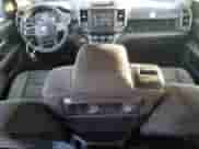 2019 Ram 1500 Tradesman z VIN 1C6RREGTXKN579375, wystawiony jako Copart lot #76396434 z przebiegiem 93 889 mil mil oraz Szkoda całkowita • Salvage title. Historia ofert i sprzedaży dostępna na DreamBid. Obrazek 8.