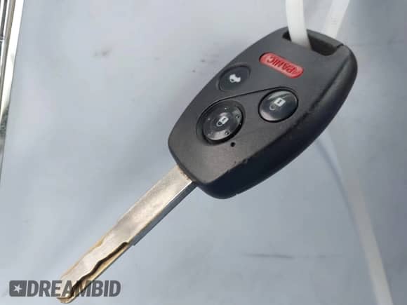 2006 Honda Accord EX-L with VIN 1HGCM56886A098856, listed as a IAAI auction lot 42972268 with 198,880 mi miles and . Bid and sale history available at DreamBid. Image 11.