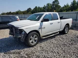 2014 Ram 1500 Big Horn z VIN 1C6RR6GT7ES293334, wystawiony jako Copart lot #68679375 z przebiegiem 223 833 mil mil oraz Szkoda całkowita • Salvage title. Historia ofert i sprzedaży dostępna na DreamBid. Obrazek 1.