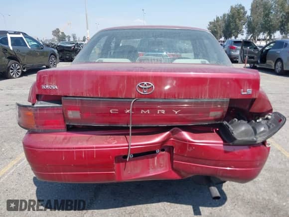 1994 Toyota Camry LE z VIN 4T1SK12E3RU361550, wystawiony jako IAAI lot #42975482 z przebiegiem 182 006 mil mil oraz . Historia ofert i sprzedaży dostępna na DreamBid. Obrazek 6.