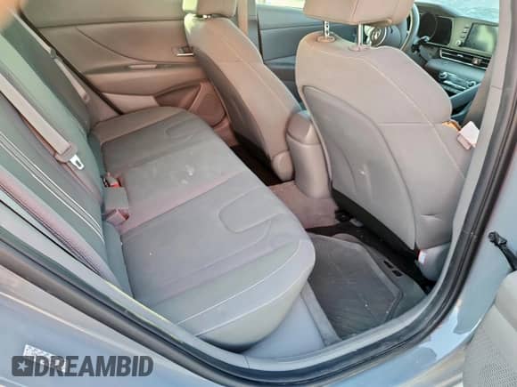 2021 Hyundai Elantra SEL z VIN KMHLM4AG1MU093125, wystawiony jako Copart lot #69351495 z przebiegiem 62 868 mil mil oraz Szkoda całkowita • Salvage title. Historia ofert i sprzedaży dostępna na DreamBid. Obrazek 10.