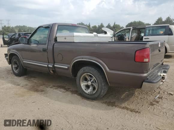 2000 Chevrolet S-10 с VIN 1GCCS1440YK189596, выставлен на аукционе Copart как лот 65407975 с пробегом 175 871 миль миль и Списание • Salvage title. История ставок и продаж доступна на DreamBid. Изображение 2.