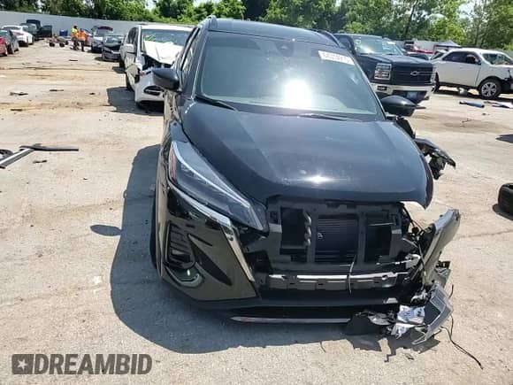 2024 Nissan Kicks SR с VIN 3N1CP5DV5RL561003, выставлен на аукционе Copart как лот 64314915 с пробегом 13 429 миль миль и Списание • Salvage title. История ставок и продаж доступна на DreamBid. Изображение 14.