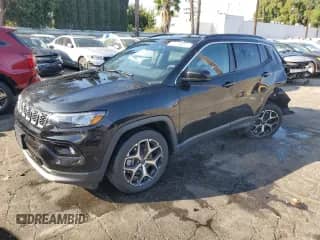 2025 Jeep Compass Limited с VIN 3C4NJDCN7ST577440, выставлен на аукционе Copart как лот 84908165 с пробегом 12 289 миль миль и На запчасти • Non repairable. История ставок и продаж доступна на DreamBid. Изображение 1.