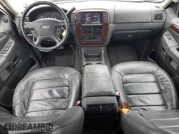 2003 Ford Explorer Limited with VIN 1FMDU75K83ZA63626, listed as a Copart auction lot 42281185 with 147,777 mi miles and Non repairable. Bid and sale history available at DreamBid. Image 8.