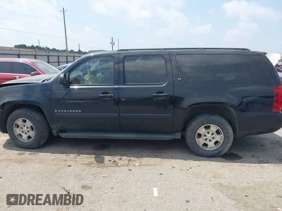 2008 Chevrolet Suburban 3LT с VIN 3GNFC16018G108883, выставлен на аукционе IAAI как лот 42271973 с пробегом Не указан миль и . История ставок и продаж доступна на DreamBid. Изображение 14.