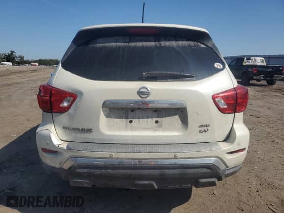 2017 Nissan Pathfinder SL z VIN 5N1DR2MM9HC679675, wystawiony jako Copart lot #81023555 z przebiegiem 128 706 mil mil oraz Czysty tytuł • Clean title. Historia ofert i sprzedaży dostępna na DreamBid. Obrazek 6.