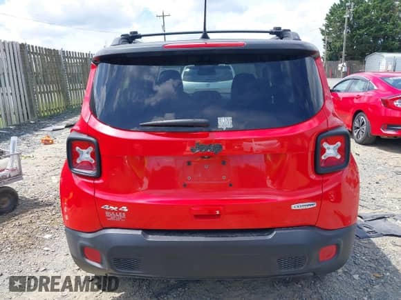 2018 Jeep Renegade Latitude with VIN ZACCJBBB3JPH88983, listed as a IAAI auction lot 42787716 with 126,451 mi miles and . Bid and sale history available at DreamBid. Image 16.