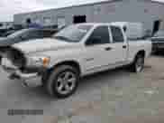 2006 Dodge 1500 ST z VIN 1D7HA18NX6J200656, wystawiony jako Copart lot #50821785 z przebiegiem 196 564 mil mil oraz Szkoda całkowita • Salvage title. Historia ofert i sprzedaży dostępna na DreamBid. Obrazek 1.