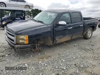 2010 Chevrolet Silverado 1500 LT z VIN 3GCRCSEA5AG156057, wystawiony jako Copart lot #67924295 z przebiegiem 308 017 mil mil oraz Szkoda całkowita • Salvage title. Historia ofert i sprzedaży dostępna na DreamBid. Obrazek 1.
