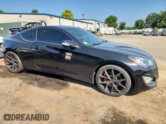 2014 Hyundai Genesis Coupe Ultimate с VIN KMHHU6KJ1EU119221, выставлен на аукционе Copart как лот 67364155 с пробегом 88 393 миль миль и Списание • Salvage title. История ставок и продаж доступна на DreamBid. Изображение 4.