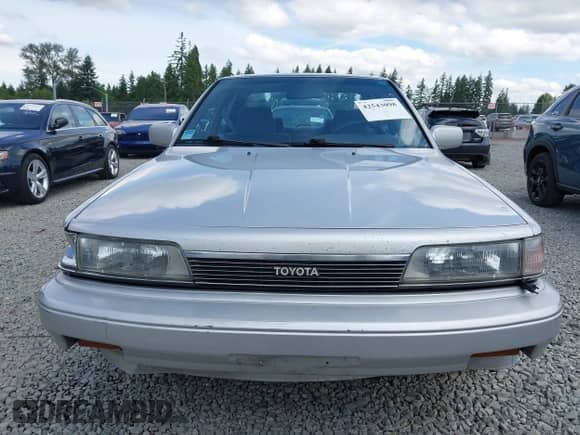 1988 Toyota Camry LE z VIN JT2SV22E9J3261621, wystawiony jako IAAI lot #42543098 z przebiegiem 154 582 mil mil oraz . Historia ofert i sprzedaży dostępna na DreamBid. Obrazek 12.