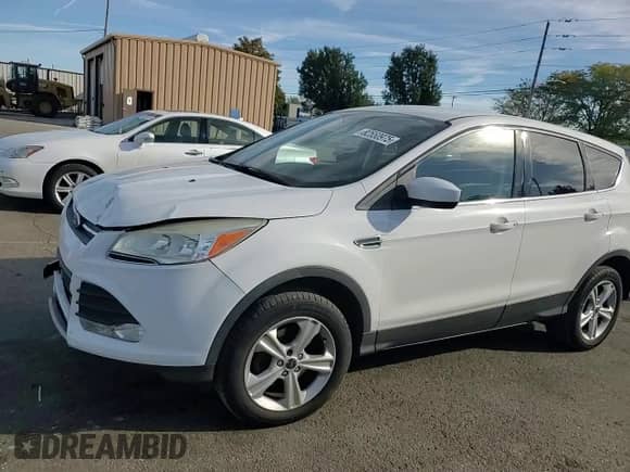 2014 Ford Escape SE с VIN 1FMCU0GX2EUD85934, выставлен на аукционе Copart как лот 82550975 с пробегом 156 384 миль миль и Списание • Salvage title. История ставок и продаж доступна на DreamBid. Изображение 14.