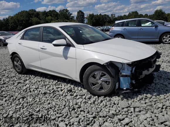 2025 Hyundai Elantra SE с VIN KMHLL4DG9SU853961, выставлен на аукционе Copart как лот 70738325 с пробегом 36 426 миль миль и Списание • Salvage title. История ставок и продаж доступна на DreamBid. Изображение 4.