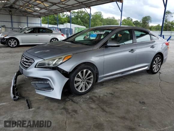 2016 Hyundai Sonata Sport with VIN 5NPE34AF0GH260774, listed as a Copart auction lot 68497615 with 110,561 mi miles and Salvage title. Bid and sale history available at DreamBid. Image 1.