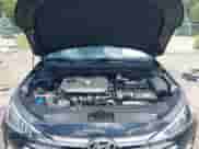 2019 Hyundai Elantra SEL z VIN 5NPD84LF3KH438311, wystawiony jako IAAI lot #42721483 z przebiegiem 127 466 mil mil oraz . Historia ofert i sprzedaży dostępna na DreamBid. Obrazek 10.