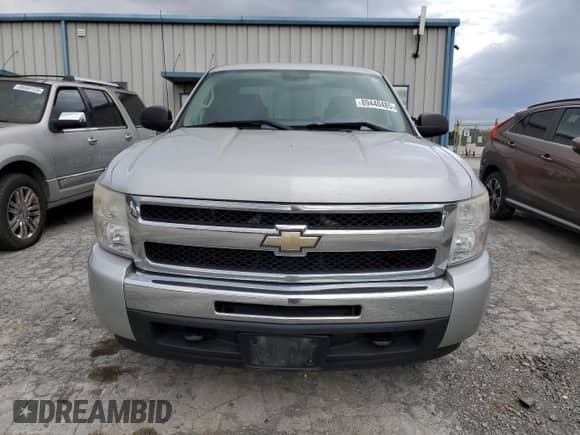 2010 Chevrolet Silverado 1500 LT with VIN 1GCSKSEA0AZ256054, listed as a Copart auction lot 89440485 with 145,813 mi miles and Clean title. Bid and sale history available at DreamBid. Image 5.