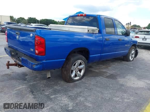 2007 Dodge 1500 SLT with VIN 1D7HA18297S227834, listed as a IAAI auction lot 43521873 with 309,844 mi miles and . Bid and sale history available at DreamBid. Image 4.