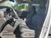 2023 Honda Pilot Touring с VIN 5FNYG1H70PB014840, выставлен на аукционе Copart как лот 85300455 с пробегом 32 981 миль миль и Списание • Salvage title. История ставок и продаж доступна на DreamBid. Изображение 7.