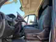 2017 Ram ProMaster Cargo с VIN 3C6TRVDG3HE549631, выставлен на аукционе Copart как лот 67983225 с пробегом 101 436 миль миль и Списание • Salvage title. История ставок и продаж доступна на DreamBid. Изображение 7.