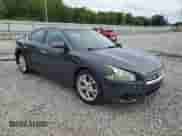 2013 Nissan Maxima SV z VIN 1N4AA5AP1DC823377, wystawiony jako Copart lot #81745275 z przebiegiem 130 979 mil mil oraz Szkoda całkowita • Salvage title. Historia ofert i sprzedaży dostępna na DreamBid. Obrazek 4.