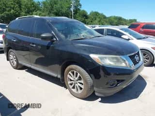 2014 Nissan Pathfinder S with VIN 5N1AR2MN2EC726326, listed as a IAAI auction lot 42312126 with 148,162 mi miles and . Bid and sale history available at DreamBid. Image 1.