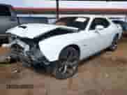 2019 Dodge Challenger R/T z VIN 2C3CDZBTXKH583533, wystawiony jako IAAI lot #43431298 z przebiegiem 114 567 mil mil oraz . Historia ofert i sprzedaży dostępna na DreamBid. Obrazek 2.