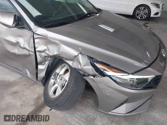 2023 Hyundai Elantra SE с VIN KMHLL4AG0PU583160, выставлен на аукционе IAAI как лот 43172814 с пробегом 41 341 миль миль и . История ставок и продаж доступна на DreamBid. Изображение 6.