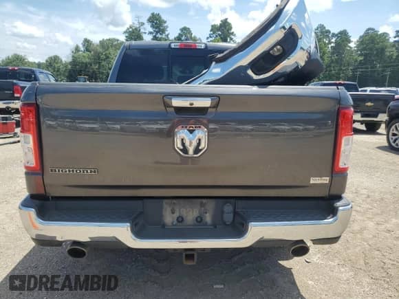 2020 Ram 1500 Big Horn с VIN 1C6RREFT1LN209127, выставлен на аукционе Copart как лот 64602685 с пробегом 171 026 миль миль и Списание • Salvage title. История ставок и продаж доступна на DreamBid. Изображение 6.