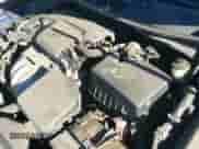 2015 Toyota Camry SE z VIN 4T1BF1FK8FU884708, wystawiony jako IAAI lot #43319973 z przebiegiem 224 820 mil mil oraz . Historia ofert i sprzedaży dostępna na DreamBid. Obrazek 19.