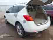 2009 Nissan Murano S z VIN JN8AZ18W69W137810, wystawiony jako IAAI lot #42174267 z przebiegiem 178 538 mil mil oraz . Historia ofert i sprzedaży dostępna na DreamBid. Obrazek 3.