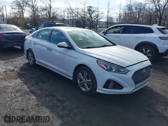 2018 Hyundai Sonata Limited с VIN 5NPE34AF6JH727977, выставлен на аукционе IAAI как лот 41509039 с пробегом 95 353 миль миль и . История ставок и продаж доступна на DreamBid. Изображение 1.