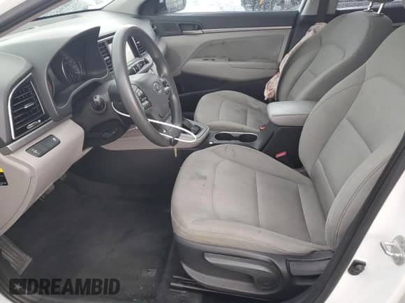 2017 Hyundai Elantra SE с VIN 5NPD84LF6HH045718, выставлен на аукционе Copart как лот 80263135 с пробегом 143 249 миль миль и Списание • Salvage title. История ставок и продаж доступна на DreamBid. Изображение 7.