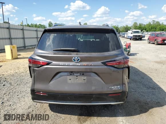 2022 Toyota Sienna Platinum с VIN 5TDERKECXNS117289, выставлен на аукционе Copart как лот 53491924 с пробегом 7 675 миль миль и Списание • Salvage title. История ставок и продаж доступна на DreamBid. Изображение 6.
