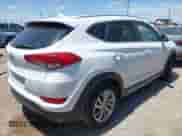 2018 Hyundai Tucson SEL с VIN KM8J33A45JU676528, выставлен на аукционе IAAI как лот 42832091 с пробегом 154 194 миль миль и . История ставок и продаж доступна на DreamBid. Изображение 4.
