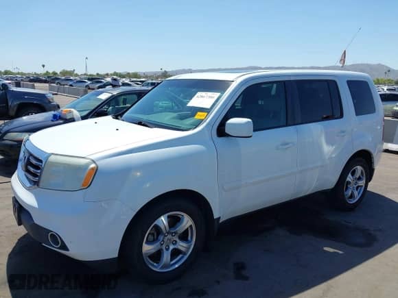 2013 Honda Pilot EX-L with VIN 5FNYF4H62DB053825, listed as a IAAI auction lot 42867380 with 178,130 mi miles and . Bid and sale history available at DreamBid. Image 2.