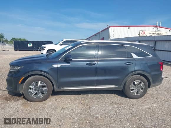 2022 Kia Sorento S с VIN KNDRG4LG1N5079451, выставлен на аукционе IAAI как лот 42622448 с пробегом 108 261 миль миль и . История ставок и продаж доступна на DreamBid. Изображение 15.