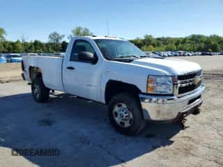 2013 Chevrolet Silverado 2500HD Work Truck с VIN 1GC0KVCG3DZ276500, выставлен на аукционе Copart как лот 70492985 с пробегом 132 710 миль миль и Чистый • Clean title. История ставок и продаж доступна на DreamBid. Изображение 4.
