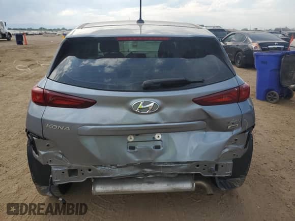 2020 Hyundai Kona SE с VIN KM8K1CAA7LU493621, выставлен на аукционе Copart как лот 66295345 с пробегом 72 062 миль миль и Списание • Salvage title. История ставок и продаж доступна на DreamBid. Изображение 6.