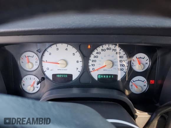 2003 Dodge 1500 ST z VIN 1D7HA18ZX3S205509, wystawiony jako Copart lot #42746645 z przebiegiem 182 656 mil mil oraz Szkoda całkowita • Salvage title. Historia ofert i sprzedaży dostępna na DreamBid. Obrazek 9.