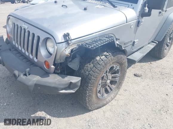 2013 Jeep Wrangler Sport with VIN 1C4AJWAG4DL661597, listed as a IAAI auction lot 43133496 with 80,714 mi miles and . Bid and sale history available at DreamBid. Image 6.