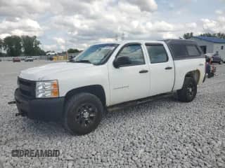 2012 Chevrolet Silverado 1500 Work Truck z VIN 1GCPKPE75CF235616, wystawiony jako Copart lot #65503325 z przebiegiem 292 549 mil mil oraz Czysty tytuł • Clean title. Historia ofert i sprzedaży dostępna na DreamBid. Obrazek 1.