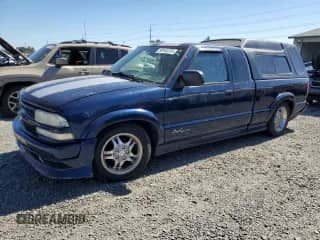 2003 Chevrolet S-10 LS с VIN 1GCCS19X938135027, выставлен на аукционе Copart как лот 80940355 с пробегом 159 659 миль миль и Чистый • Clean title. История ставок и продаж доступна на DreamBid. Изображение 1.