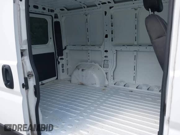 2023 Ram ProMaster Cargo с VIN 3C6LRVNG0PE540849, выставлен на аукционе IAAI как лот 42953958 с пробегом 39 969 миль миль и . История ставок и продаж доступна на DreamBid. Изображение 8.
