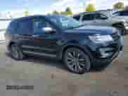 2017 Ford Explorer Platinum с VIN 1FM5K8HT7HGC75425, выставлен на аукционе Copart как лот 71398035 с пробегом 58 857 миль миль и Списание • Salvage title. История ставок и продаж доступна на DreamBid. Изображение 4.