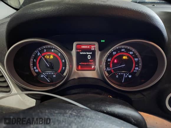 2017 Dodge Journey SXT with VIN 3C4PDDBGXHT512819, listed as a Copart auction lot 82601535 with 109,243 mi miles and Clean title. Bid and sale history available at DreamBid. Image 9.